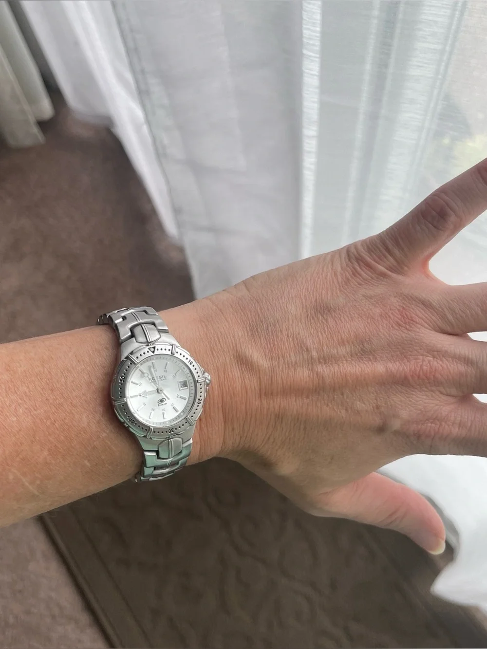 Fossil vintage ladies
